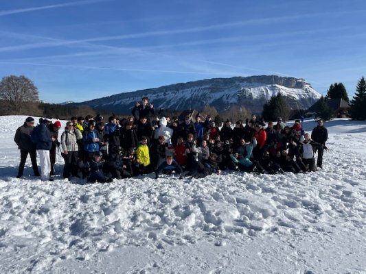 Belle effervescence pour l'échange Mer et Montagne ! entre les 2 lycées  du Lycée de Pontivy (Bretagne) et le Lycée Reinach (Savoie)