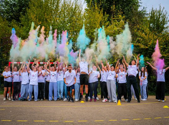Color run des 80 ans du lycée de Champs-Sur-Yonne